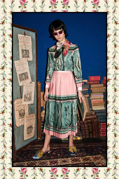Look 30